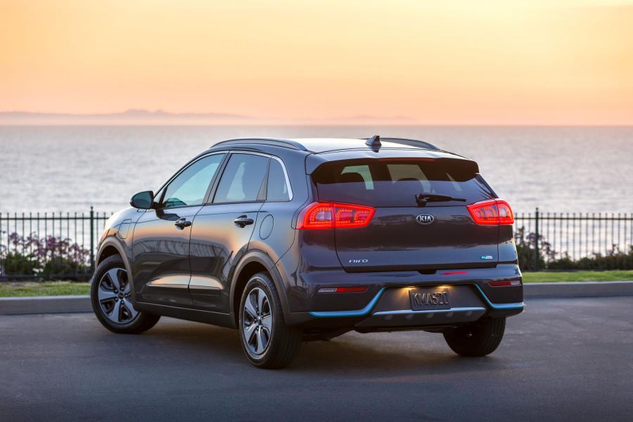  Kia Niro Plug-In Hybrid (DE) 2018 года  (NA) (фото 12 из 47)